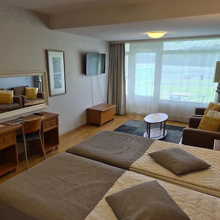 Ikaalisten Kylpylae Rantahuoneisto Terme 伊卡利宁