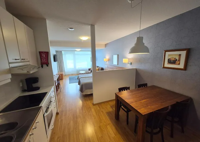 Ikaalisten Kylpylae Rantahuoneisto Terme * 이칼리넨